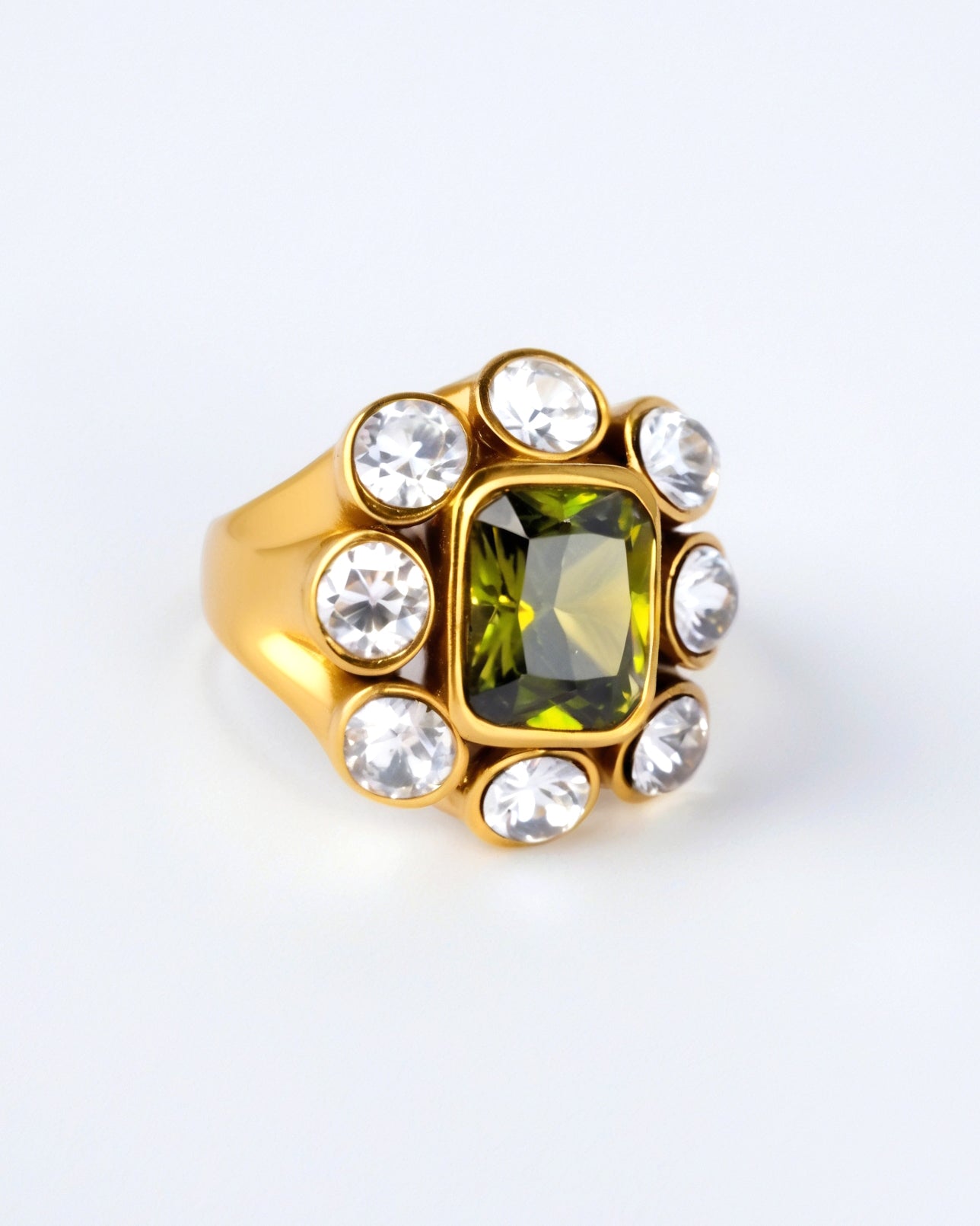 Marzo ring