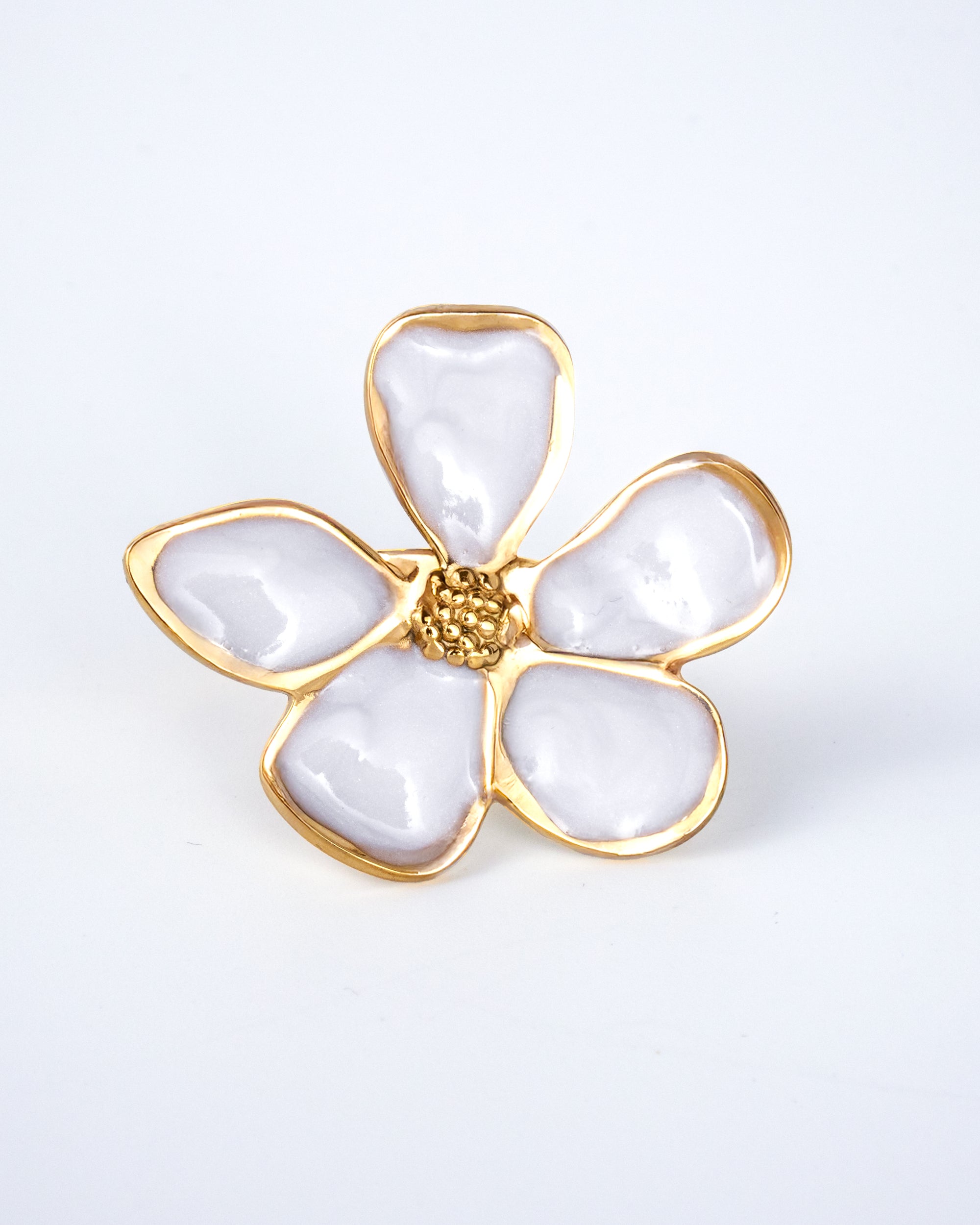 Nora ring