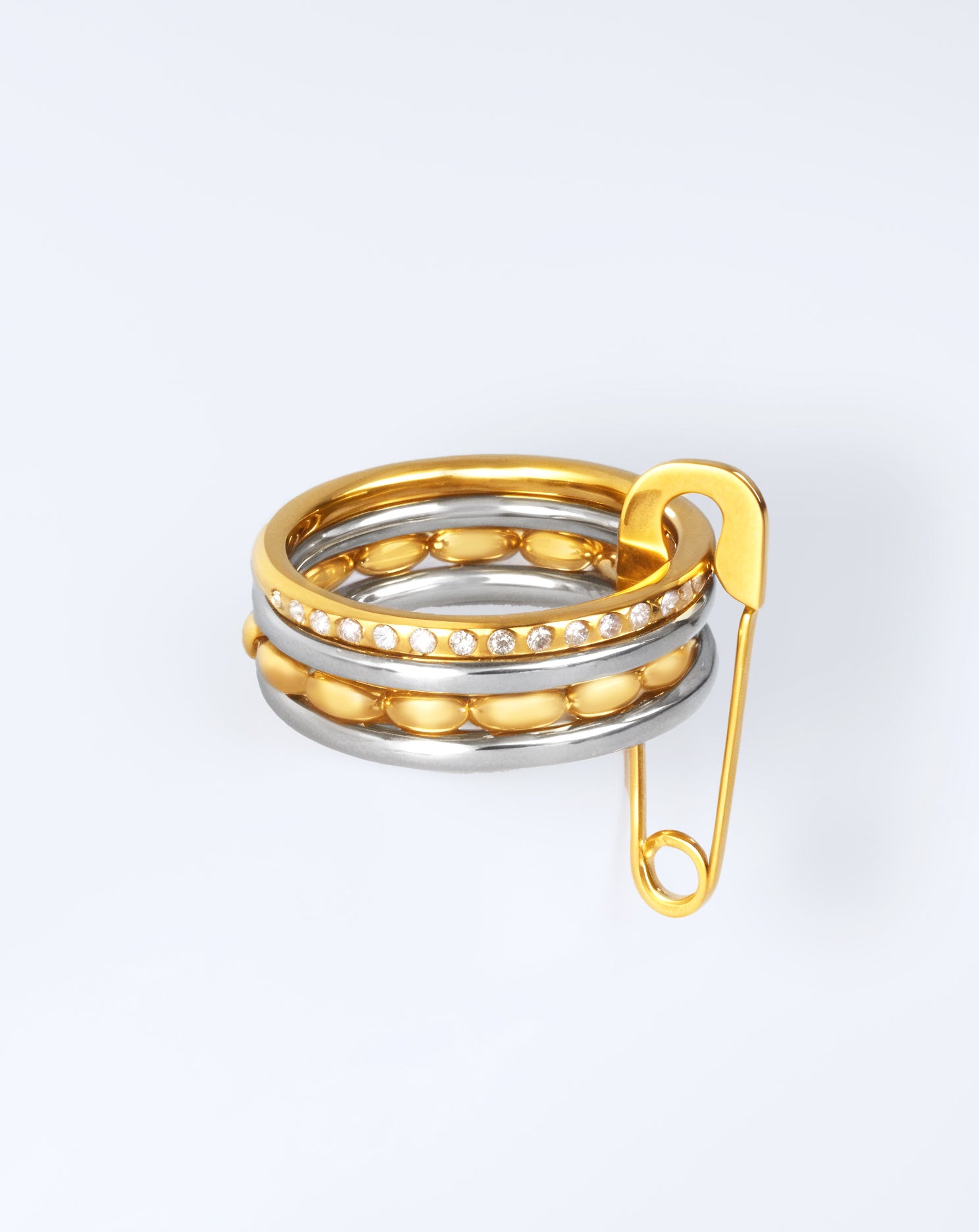 Paperclip nella ring