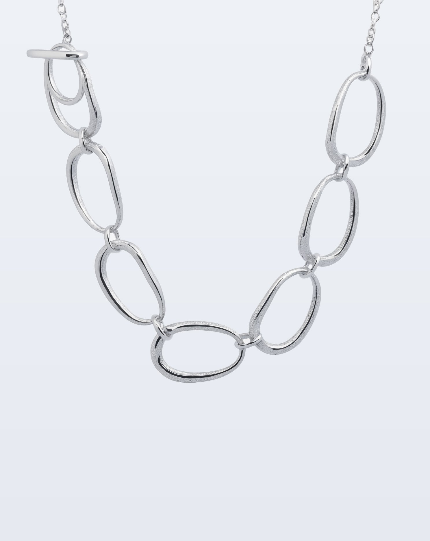 Collier Sisa