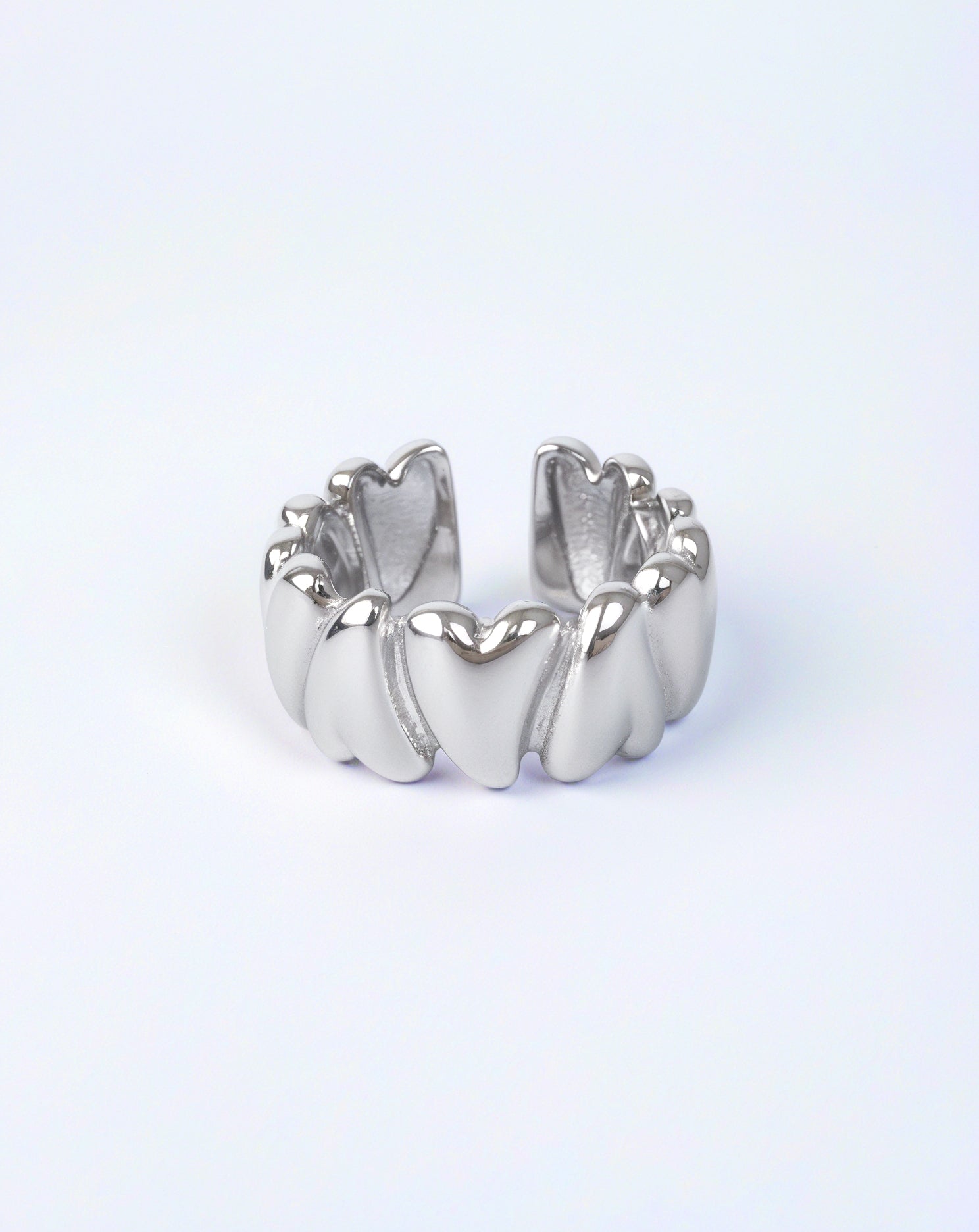 Tess ring
