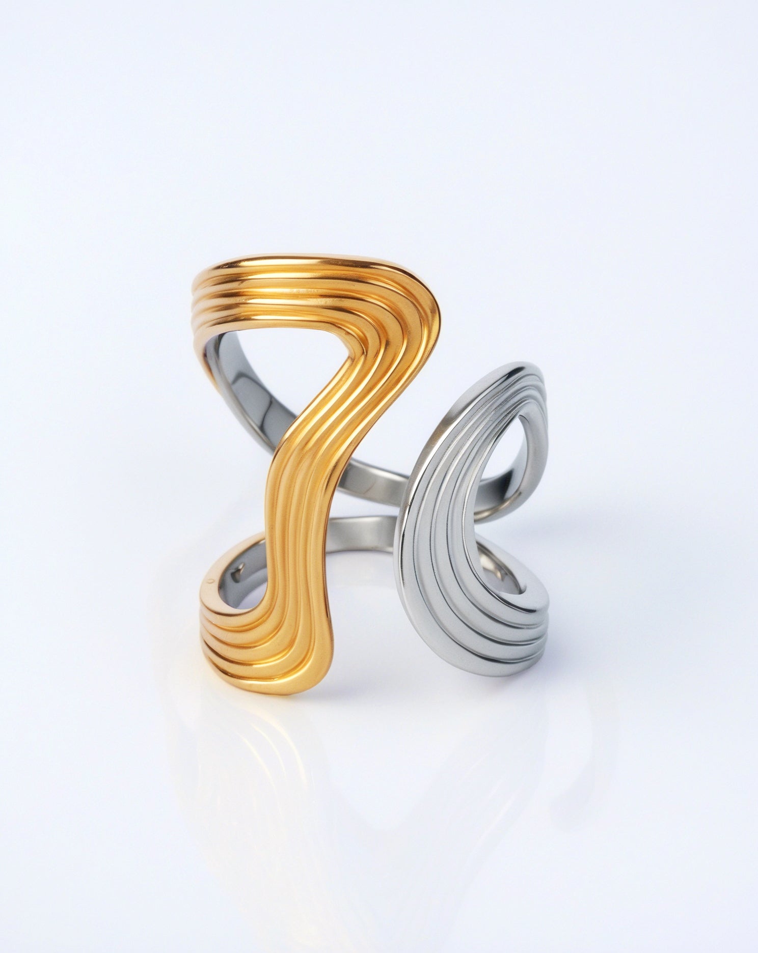 Valeria ring