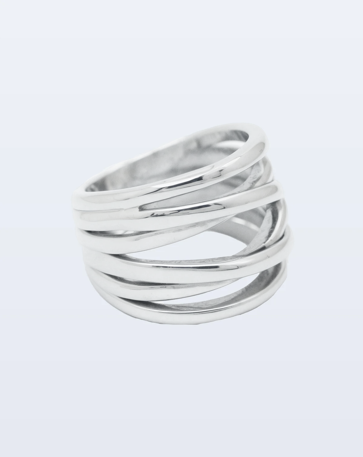 Amadora ring